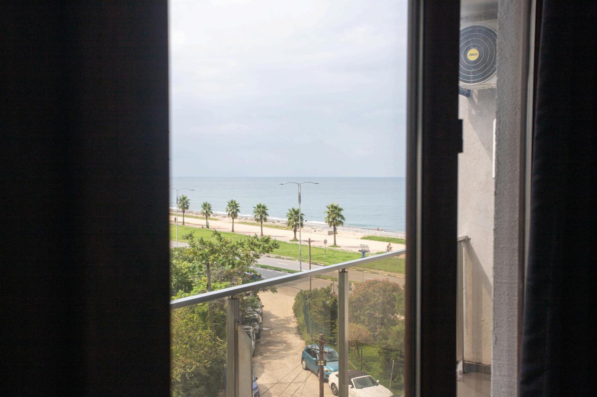 Batumi Rumi Beach Bagian luar foto